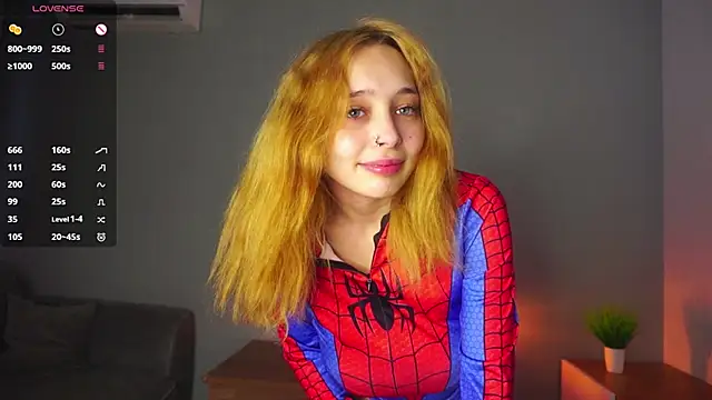 Snapshot of live stream for model HannaHayles aiming for goal: 💖beat spiderman's tits💖 . - 19 viewers currently watching.