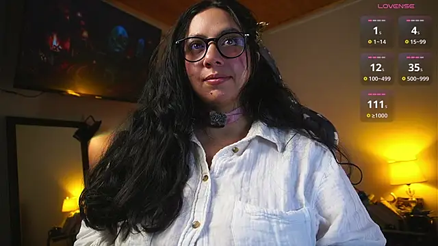 coraline_latin webcam