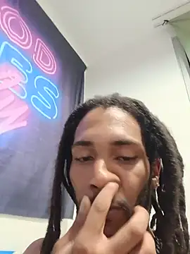 Mikaaa97 webcam