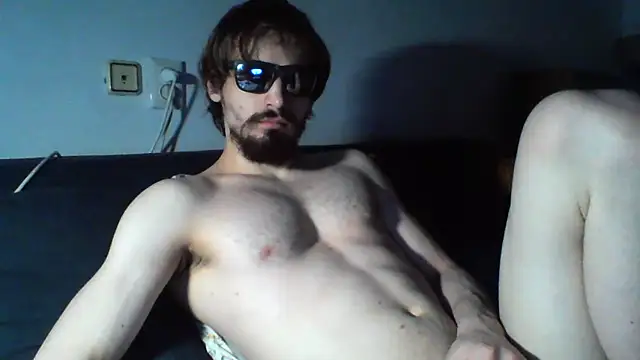 KaelNox live cam on StripChat