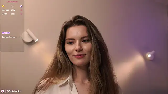 LoraDevon live sex cam