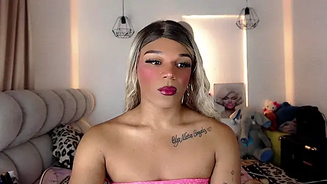 Miss_Ferbigdick webcam