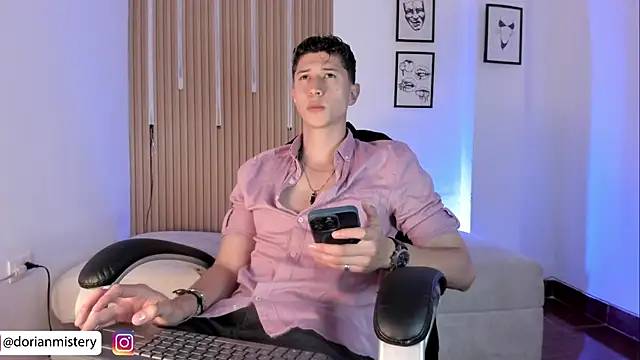 Dorianmistery2322_ webcam