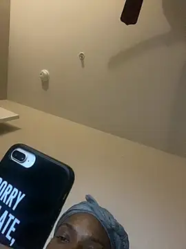 theprettysoles webcam