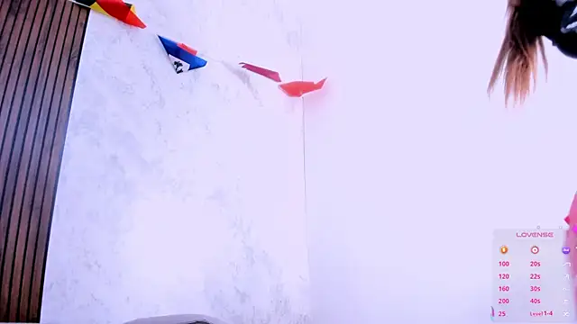 Mistt_Mia webcam