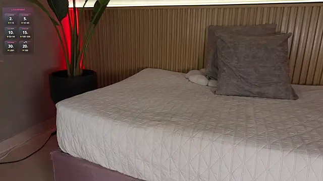 ellette__ webcam