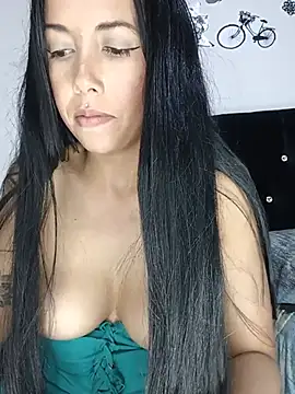 MiaForever1 webcam