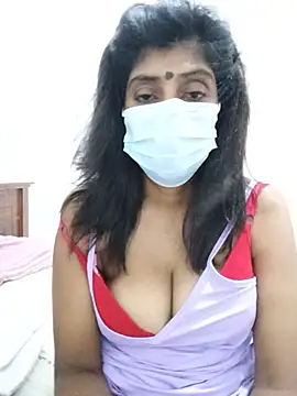 Amisha-35 webcam
