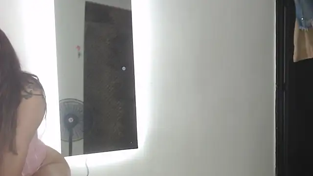 MissDolluxe webcam