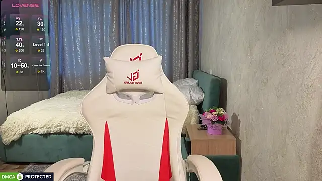 Tanita_Moon_007 webcam