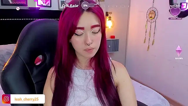 Leah_cherry webcam
