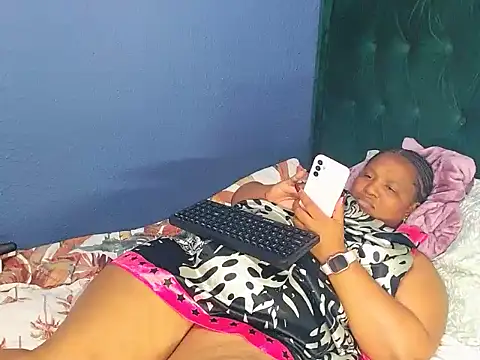 Exclusive_Zee webcam