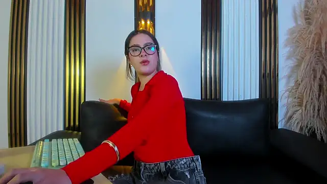 mia_desiring webcam