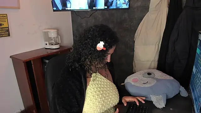 Natasha_Fox_Bms