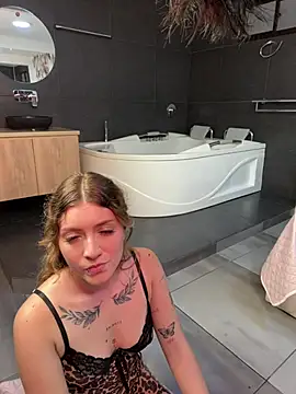 Maximo_Lucy webcam