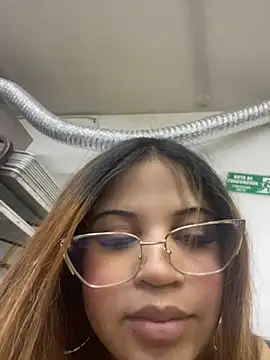 AriTits webcam