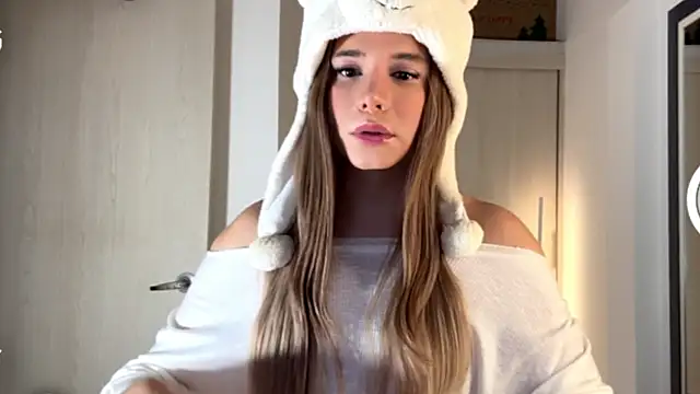 Modèle: Isa_Pallmer
