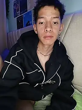 heyy_noah11 webcam