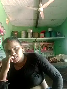 Shivani09900 webcam
