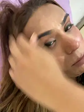 Jullyanaximeness webcam