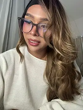Samantha_Bernardo webcam
