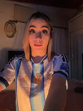 nenitatierna1 (F young) - ponerme crema en las tetas