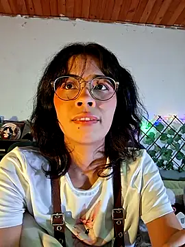 Dolli_virginpussy webcam