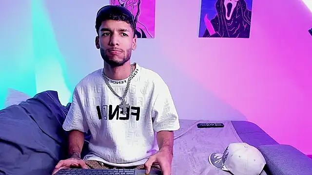 Thiagoferreti Live Web Cam Show