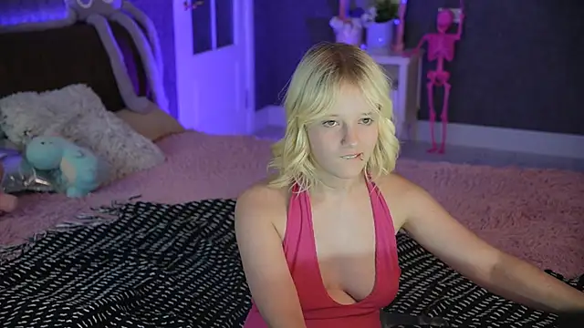Kofimoon live cam on StripChat