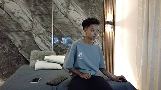 Samy_King23 webcam
