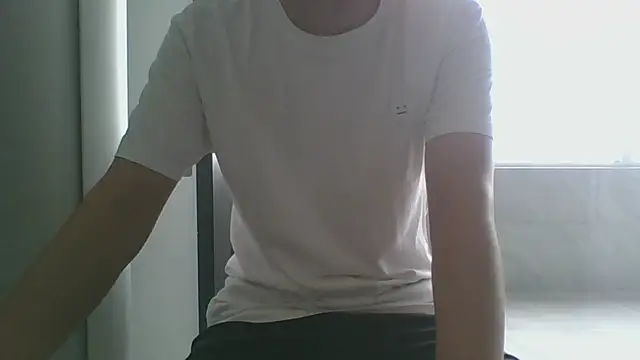 nole_china7 (Ask my age) - talk / fun / cum