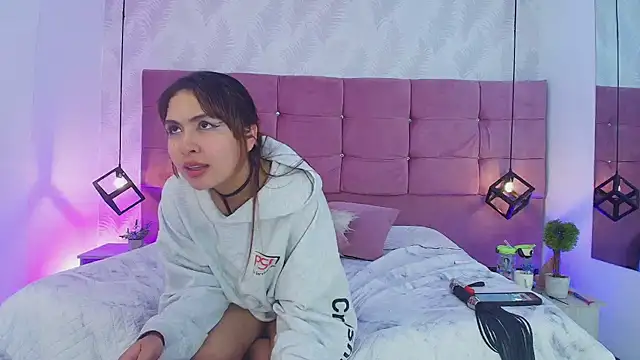 CelesteNeirafg webcam