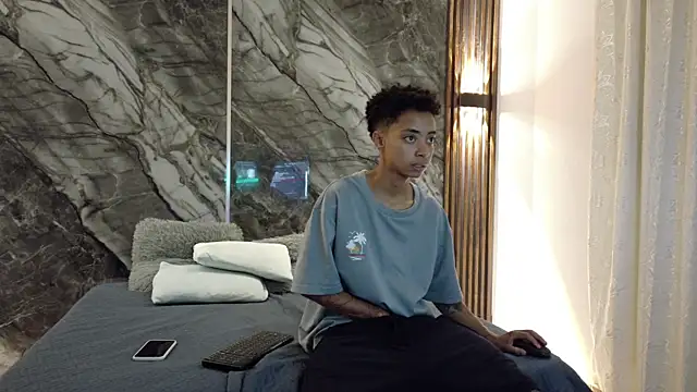 Samy_King23 webcam