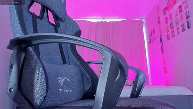 Eva_Harper webcam