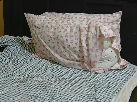 kinkydolll webcam