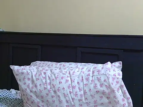 kinkydolll webcam