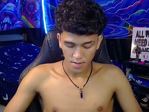 hugekenbigcock webcam