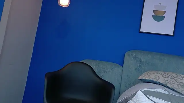Victoria_Scarlett webcam