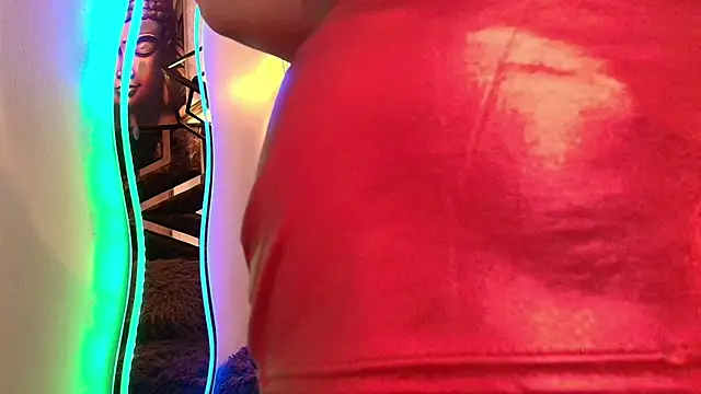 scarleth_blue