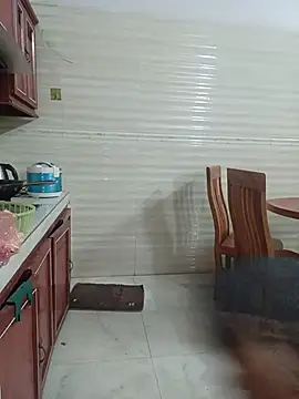 Linda-yiyi webcam