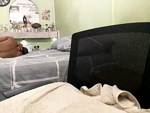 calme_odl1 live cam on StripChat