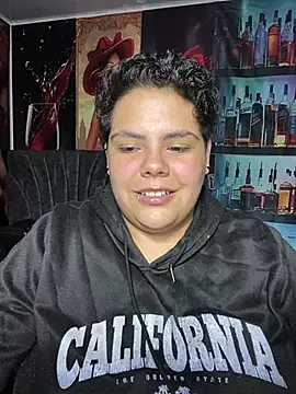 Hailey_Curvy webcam