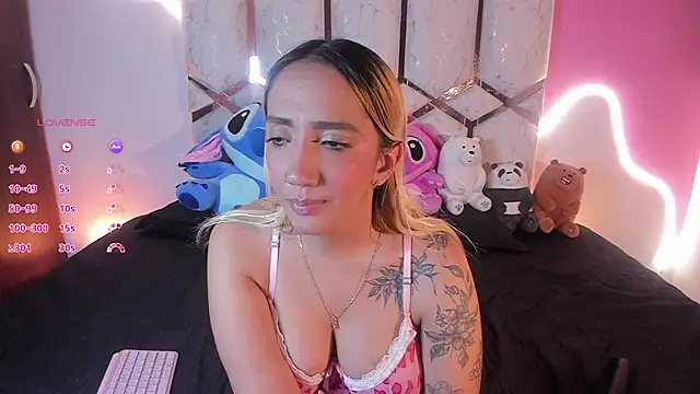 Amanda_klaire webcam