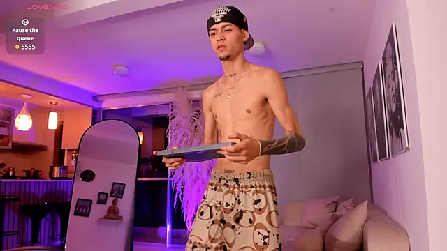 LennerCollins_ webcam