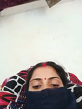 Poojaxx56 webcam