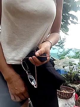 Heryy_xx webcam