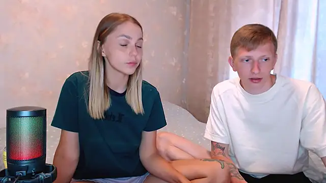 juliaanddima Live Web Cam Show