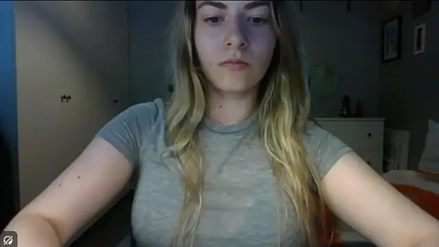 ROSIEx_sweet live cam on StripChat