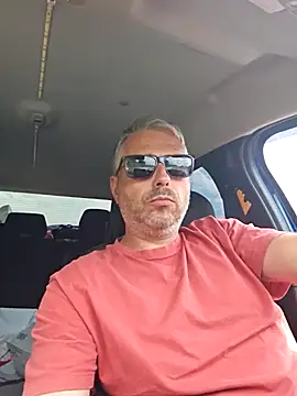 Doryan81 live cam on StripChat
