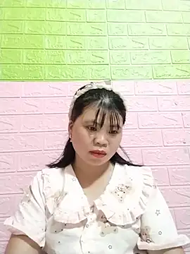 Xuka_lyss live cam on StripChat